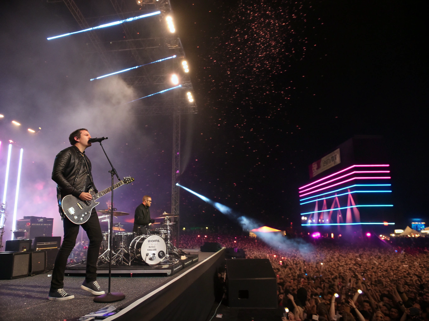 Nirvana on stage at the 1992 Reading Festival